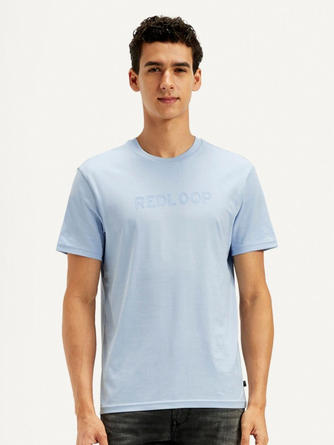 Levis Typography Printed Round Neck Cotton Slim Fit T-shirt