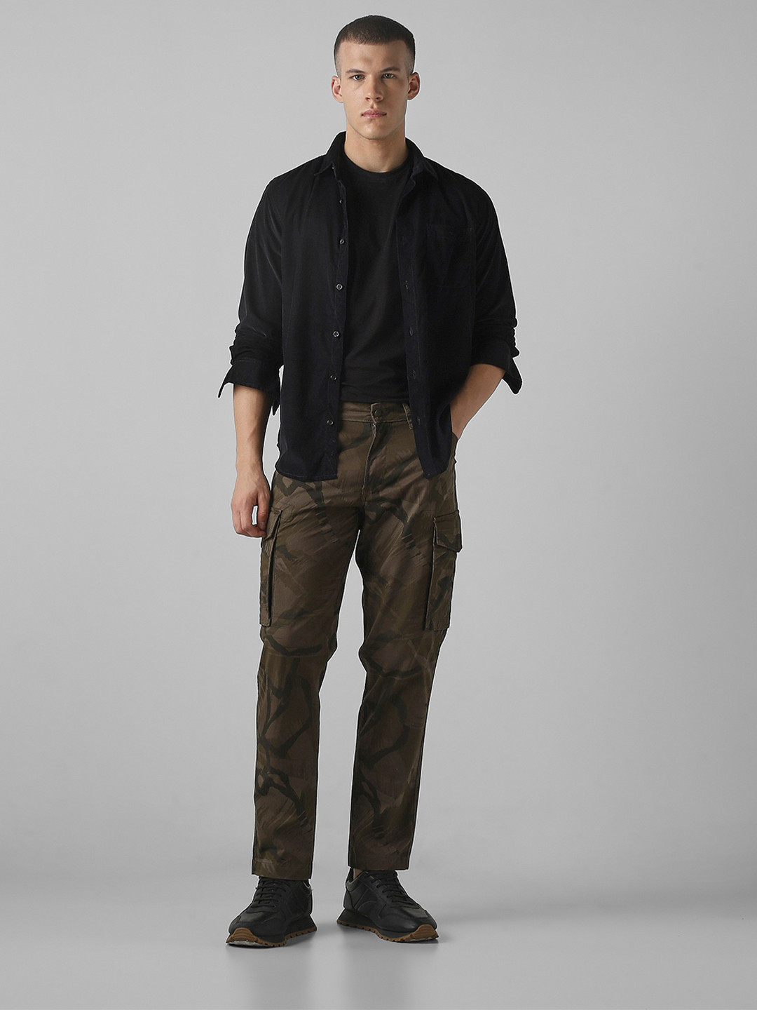 Mufti Men Camouflage Printed Slim Fit Cotton Cargos