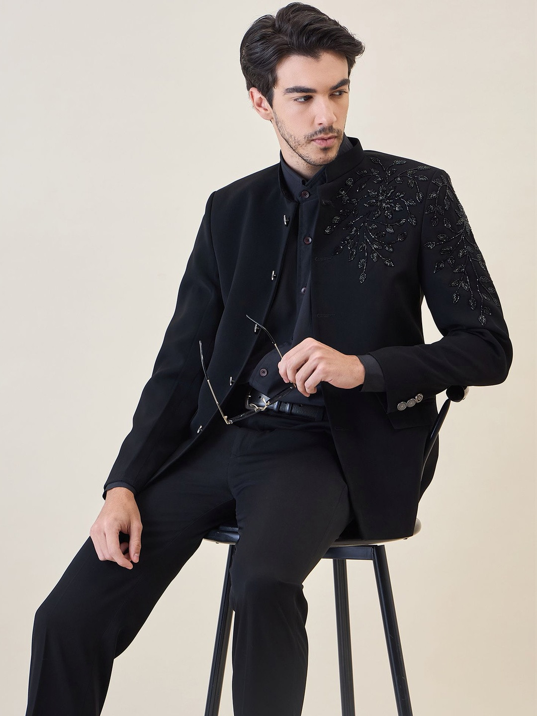 House of Pataudi Embellished Tailored-Fit Jodhpuri Bandhgala - Image 3