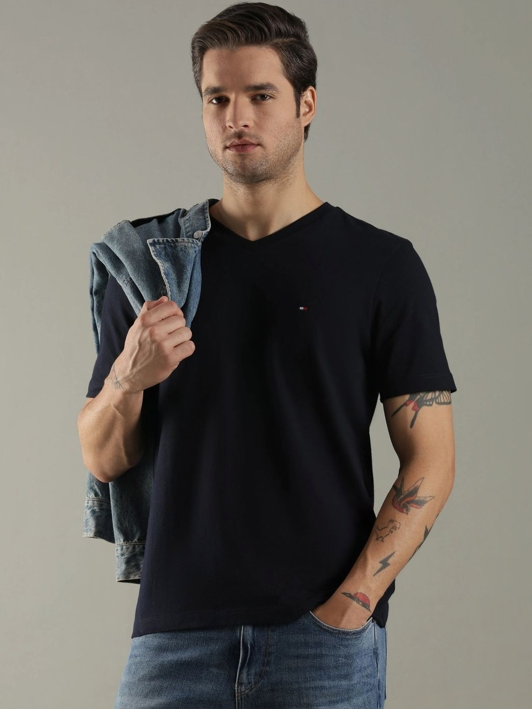 Tommy Hilfiger Men Brand Logo V-Neck T-shirt