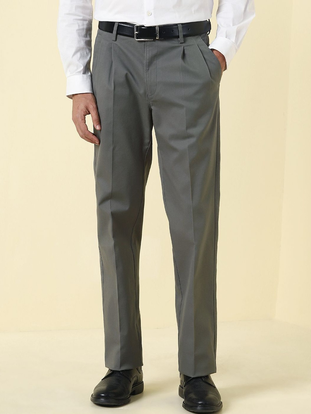 Allen Solly Men Pleated Trousers