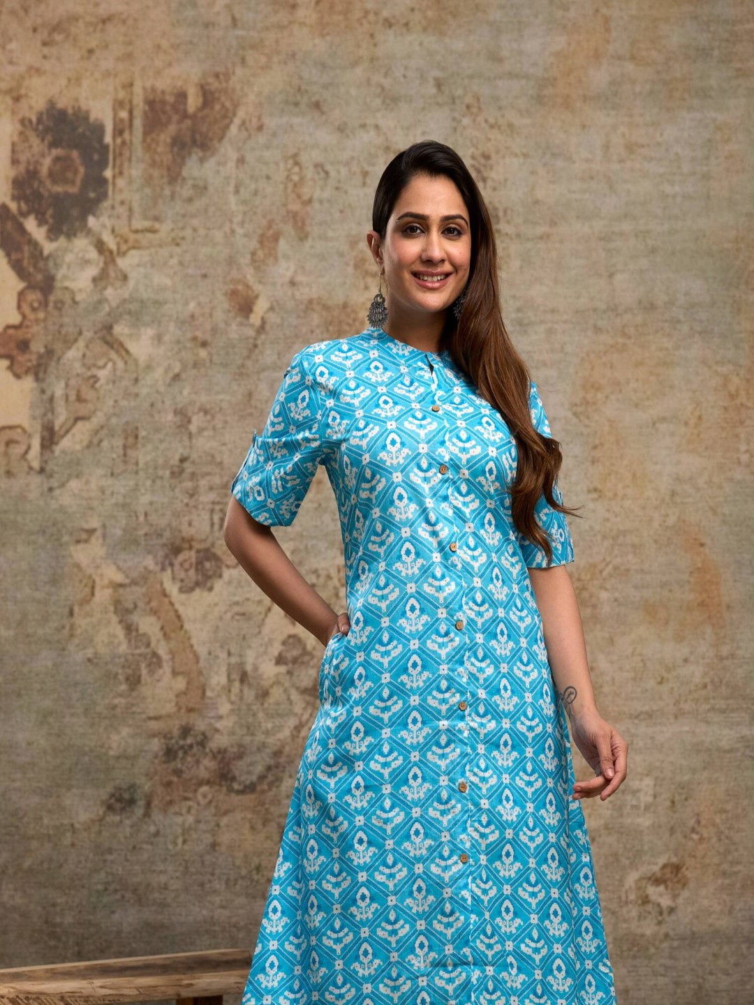 Angvarnika Kurta Set