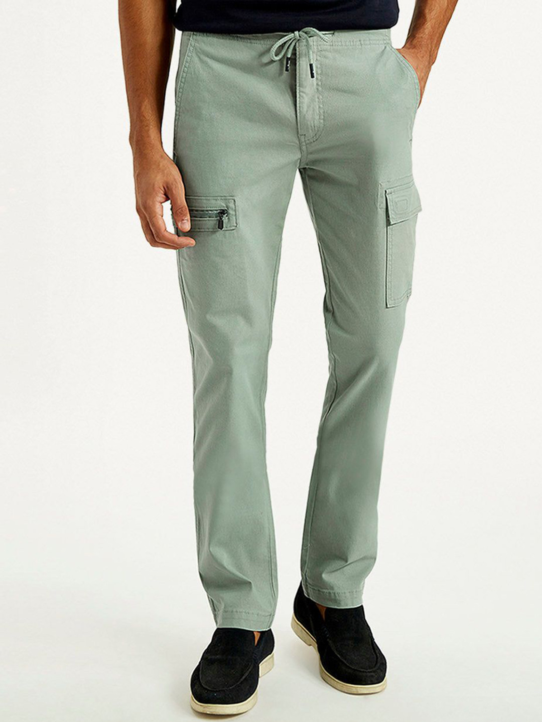 Levis Men Slim Fit Cargos Trousers