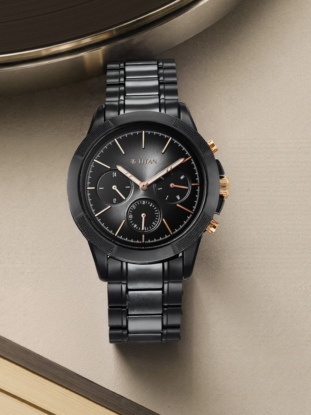 Titan Quartet Multifunction Analog With Black Dial Watch For Men - Nt90090kd03