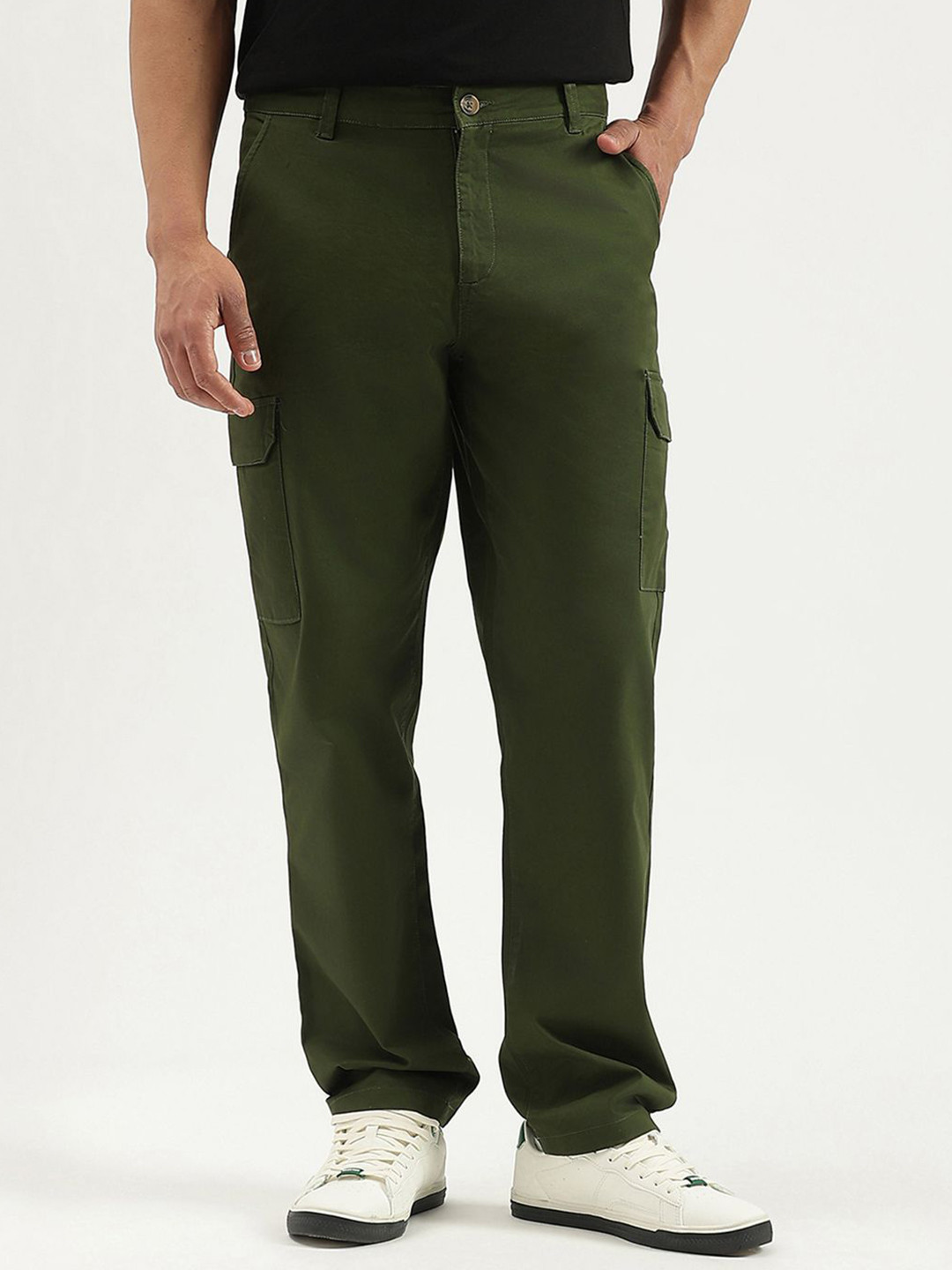 United Colors of Benetton Men Cotton Straight Fit High-Rise Cargos Trousers