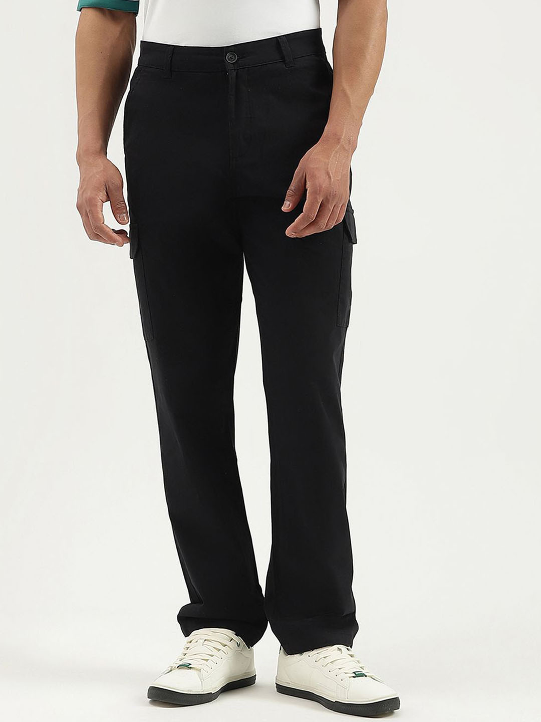 United Colors of Benetton Men Straight Fit Easy Wash Cargos Trousers