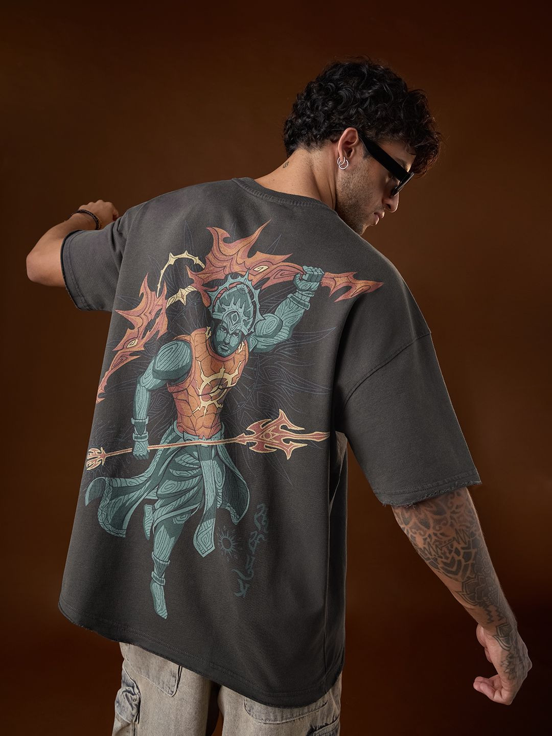 The Souled Store Men Oversized Mythology Grey Tshirts