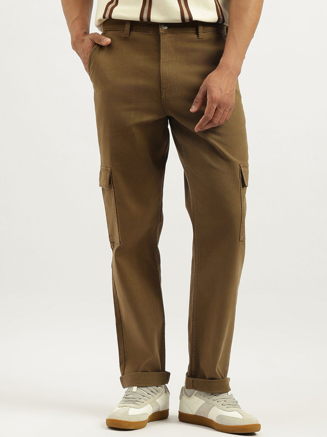 United Colors of Benetton Men Mid Rise Relexed Fit Cargos