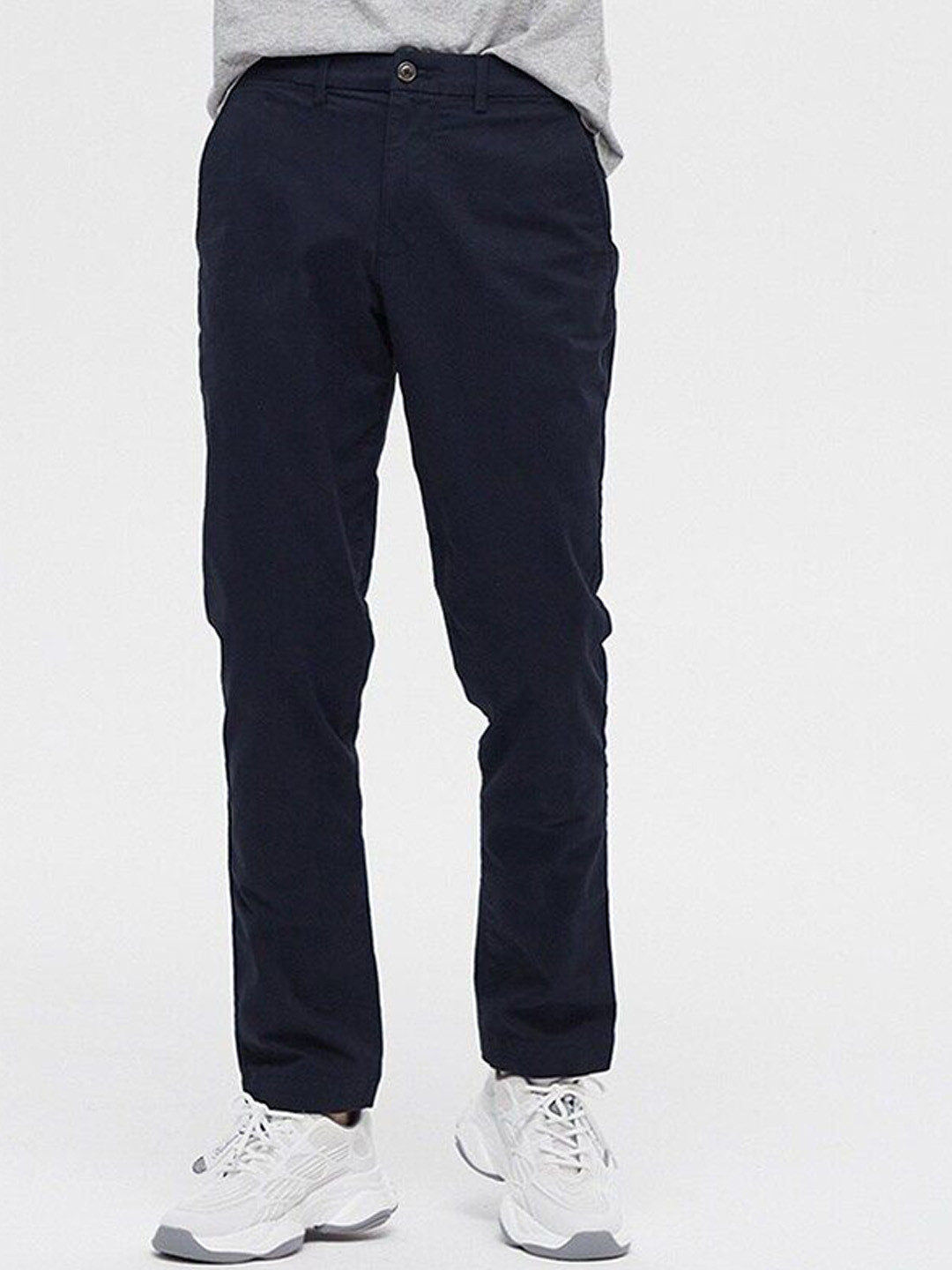 GAP Men Solid Smart Slim Fit Mid-Rise Flat-Front Chinos Trousers