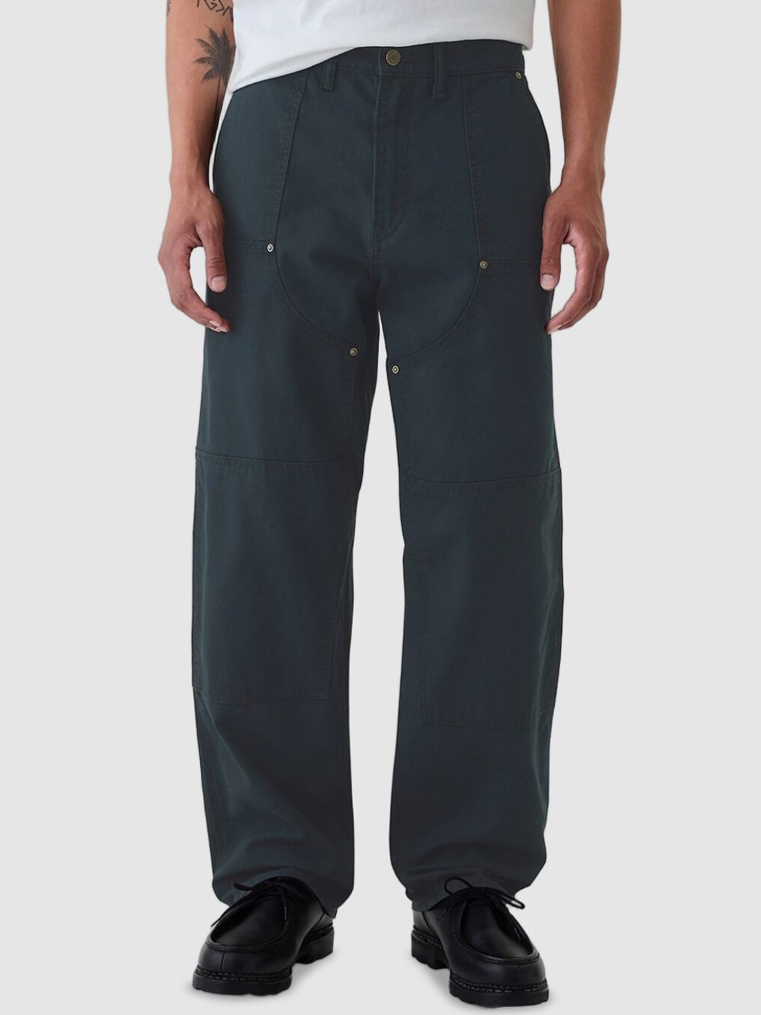 GAP Men Loose Fit Mid Rise Pure Cotton Non-Stretchable Regular Trousers