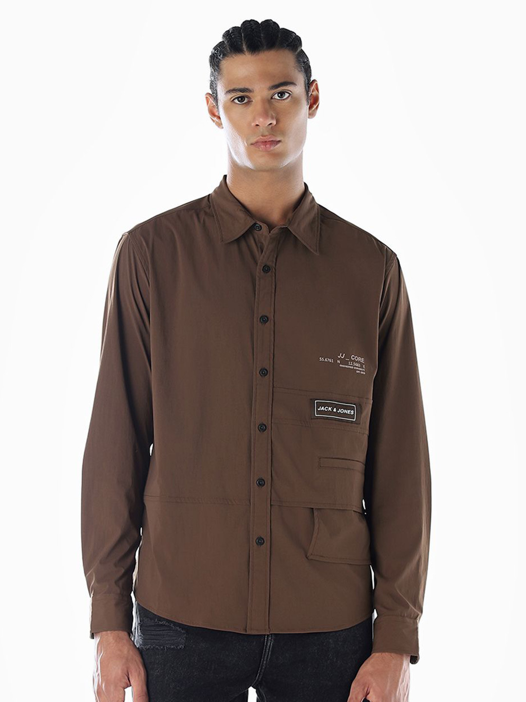 Jack & Jones Men Relaxed Fit Solid Spread Collar Casual Shirt
