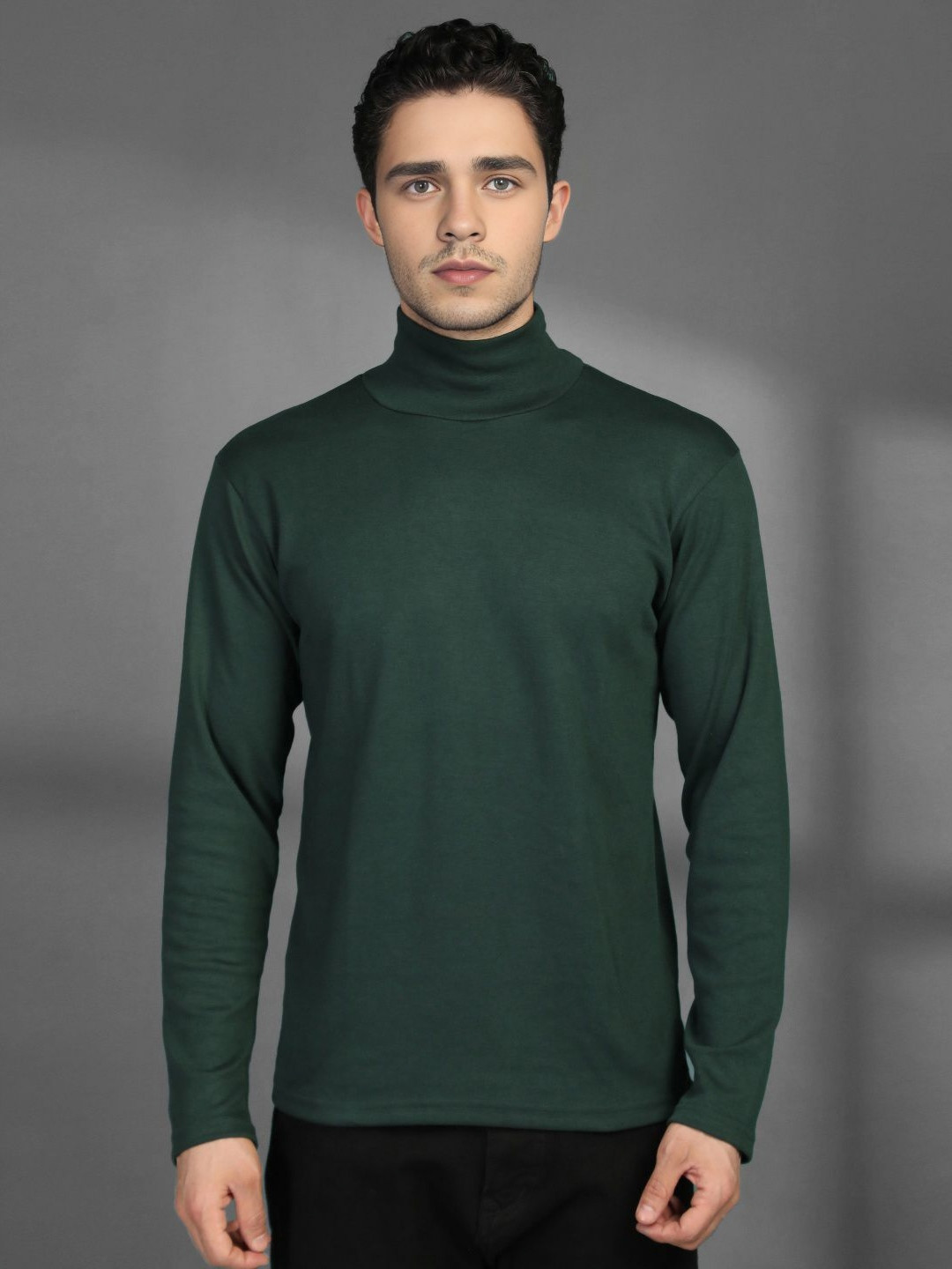 Mast & Harbour Men Solid Turtle Neck T-shirt