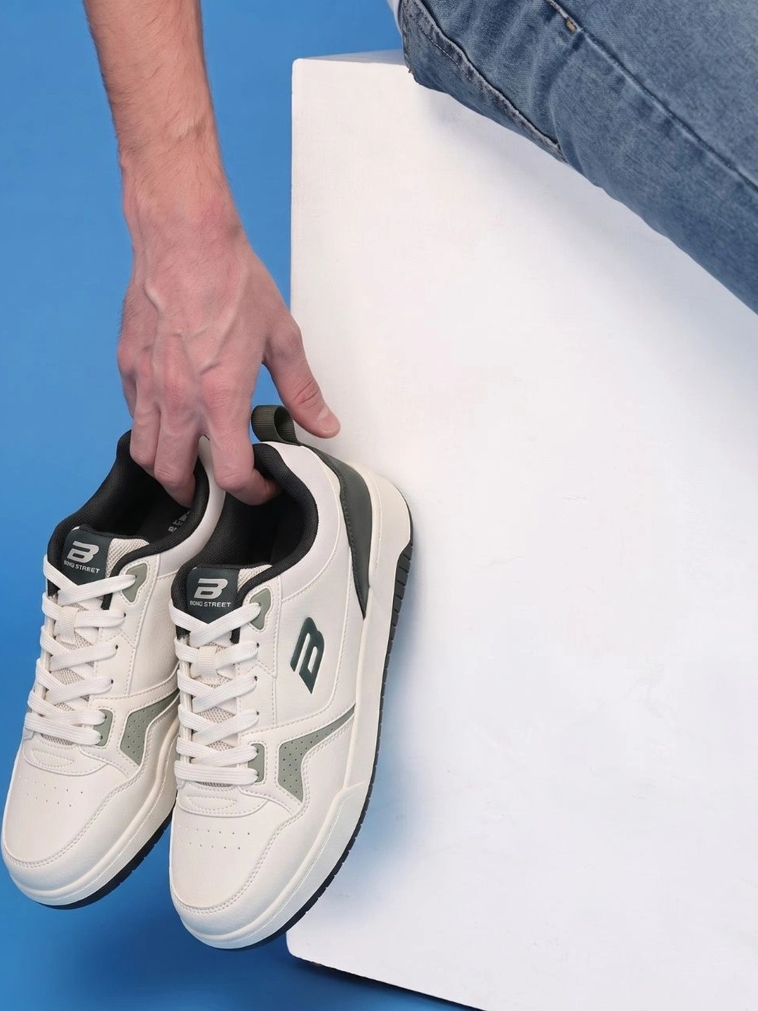 Bond Street By Red Tape Men PU Sneakers - Image 3