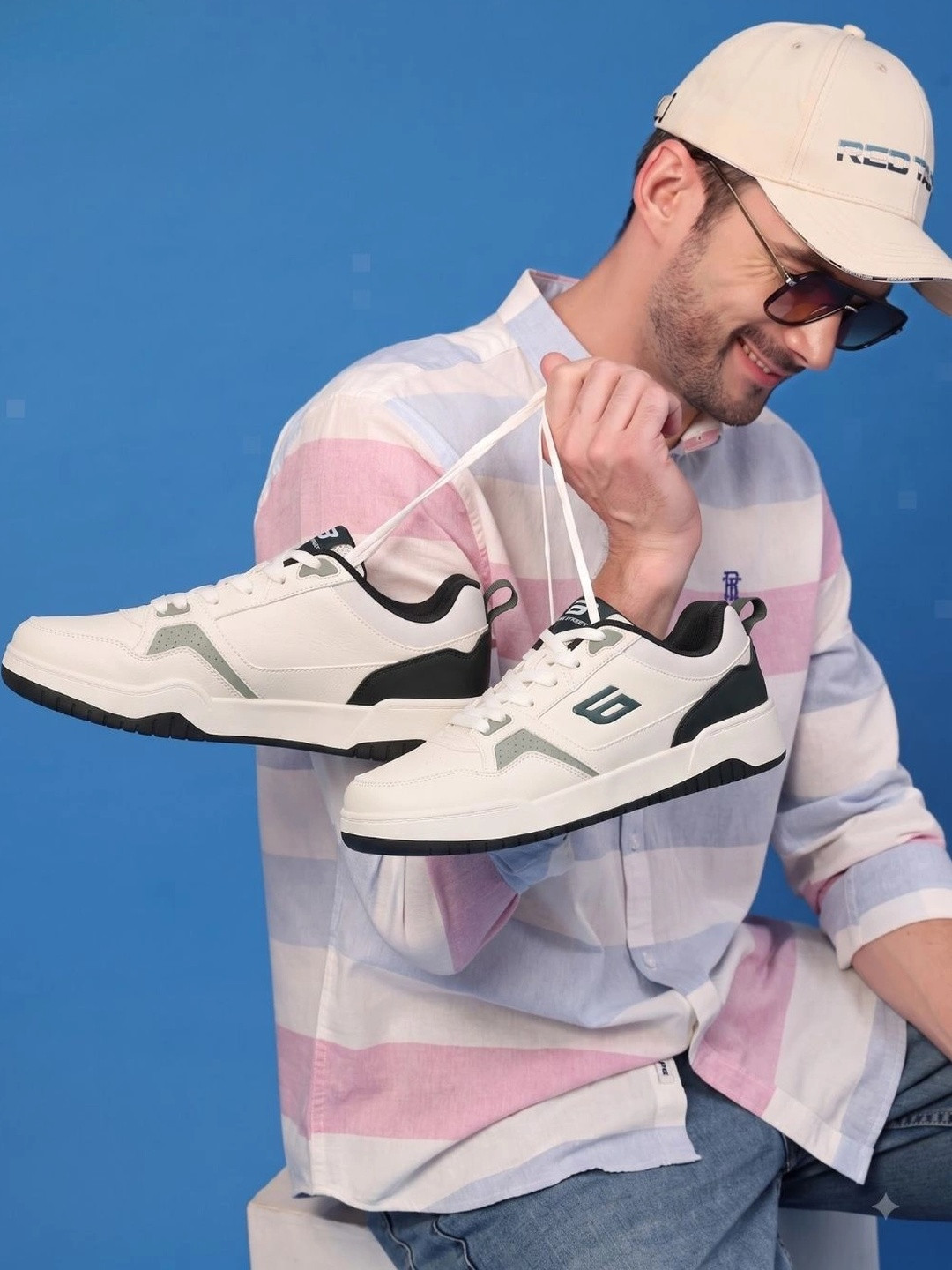 Bond Street By Red Tape Men PU Sneakers - Image 4