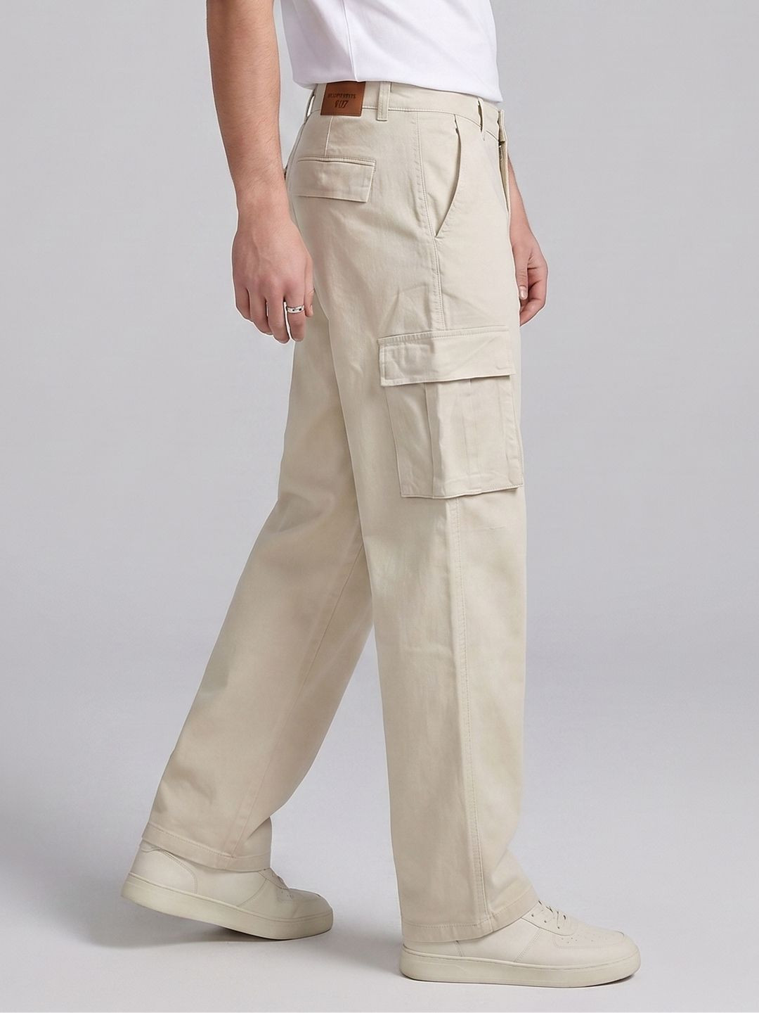 Roadster Men Relaxed Cotton Cargo Trouser - Image 3