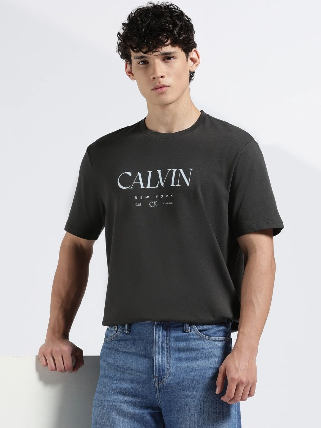 Calvin Klein Jeans Men Brand Logo Printed T-shirt