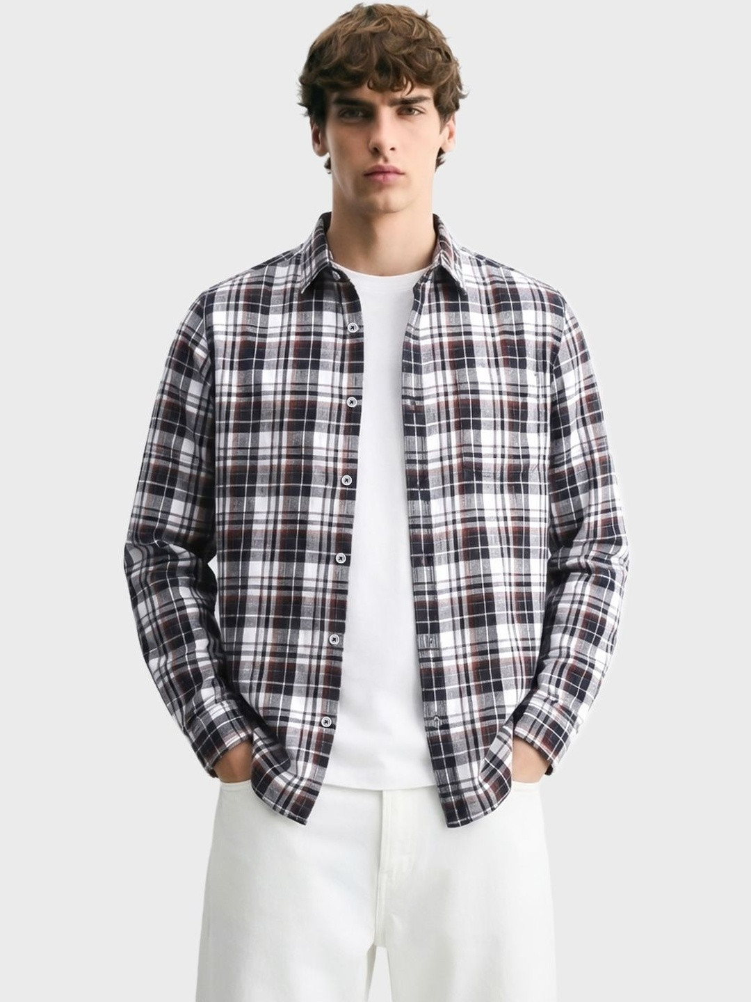 The Indian Garage Co Men Slim Fit Checked Casual Shirt