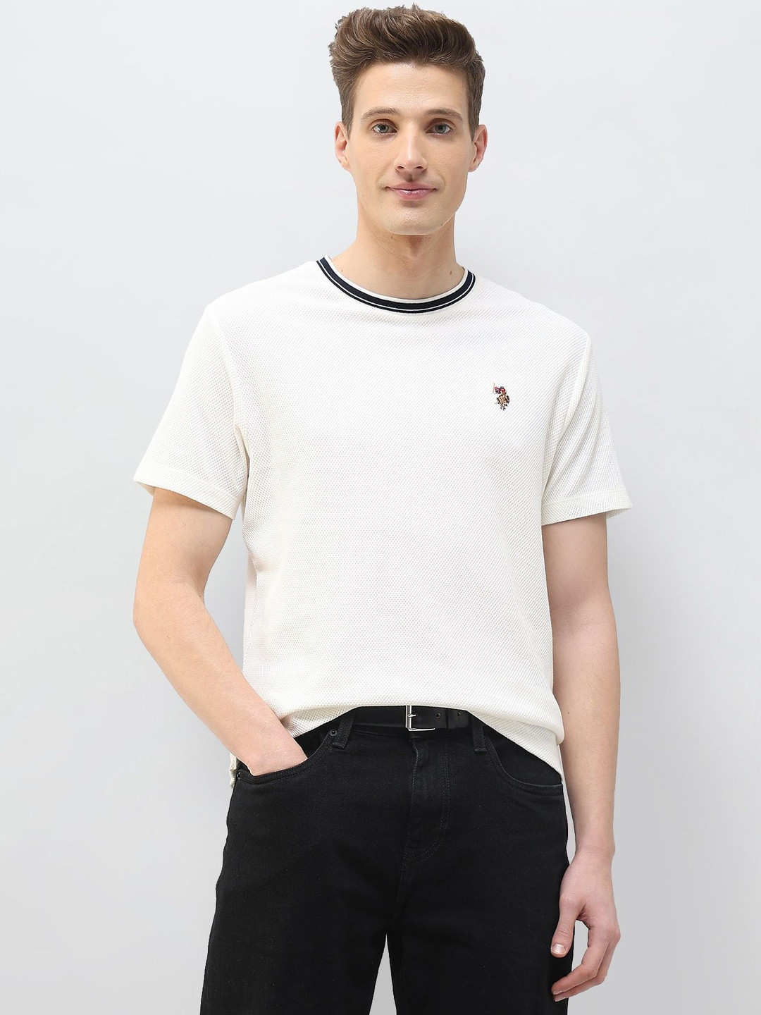 U.S. Polo Assn. Denim Co.Solid Slim Fit Pure Cotton T-Shirt