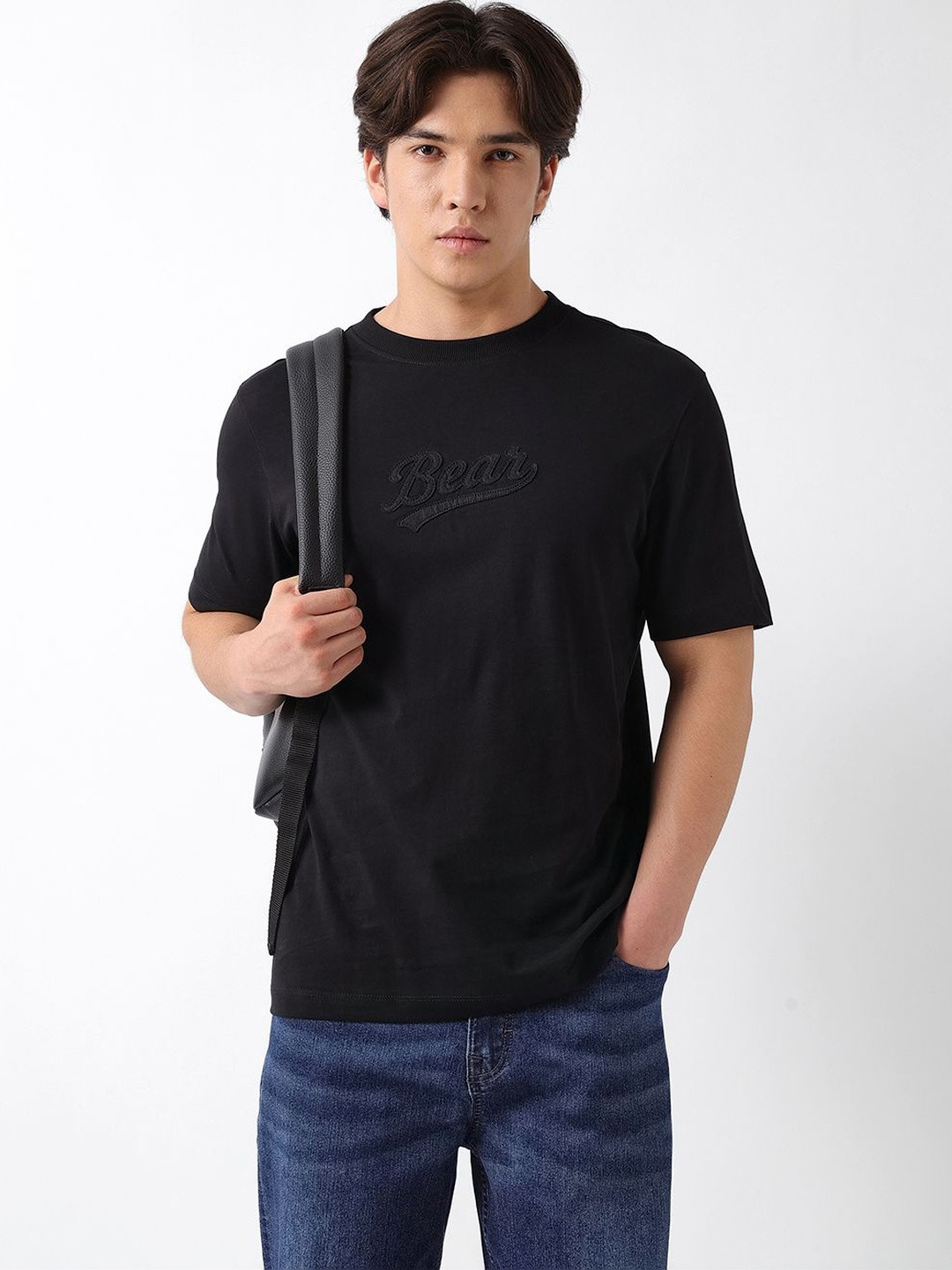 THE BEAR HOUSE Men Regular Fit Embroidered Crew Neck Cotton T-Shirt