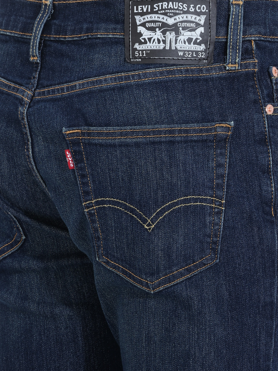 Levis Men 511 Slim Fit Light Fade Jeans - Image 5