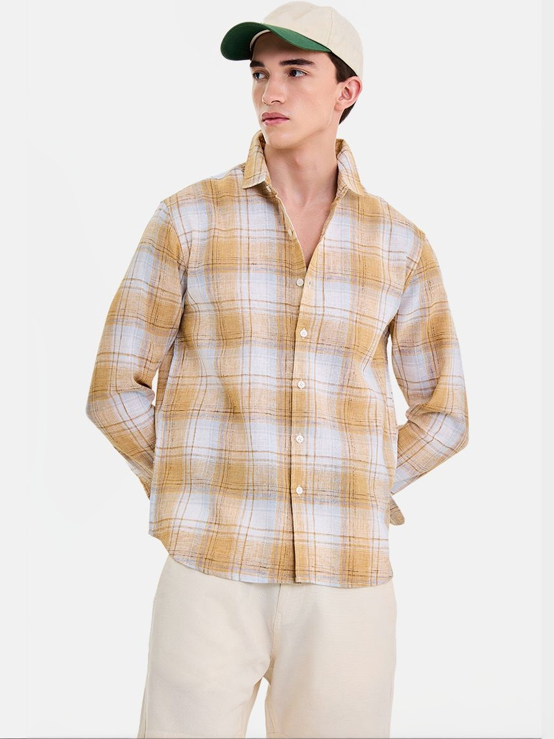 Snitch Men Checked Casual Shirt