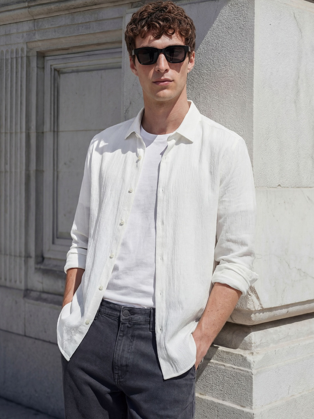 Snitch Men Slim Fit Striped Casual Shirt