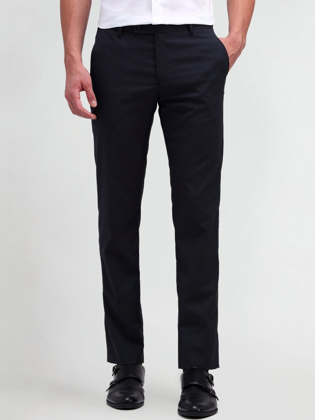 Arrow Men Tapered Fit Regular Casual Trousers