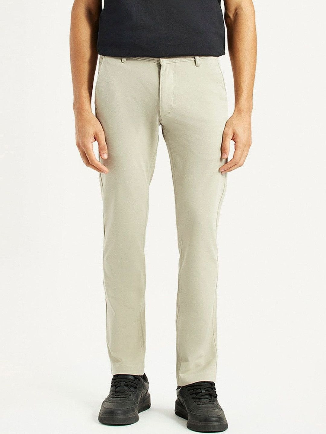 Levis Men Classic Slim Fit Chinos Trousers
