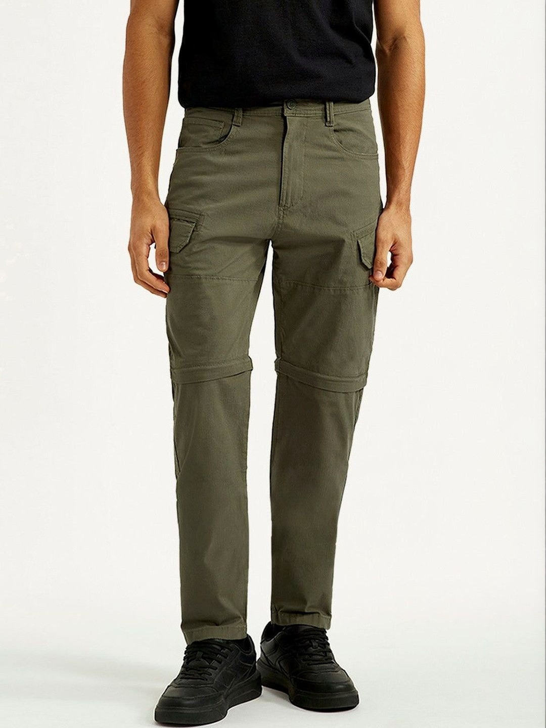 Levis Men Classic Slim Fit Cargos Trousers