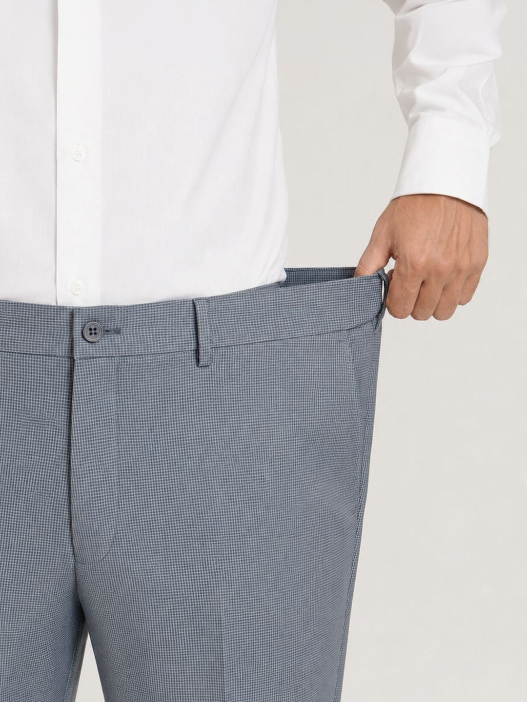 The Pant Project Men Grey Relaxed Wrinkle Free Trousers - Image 5