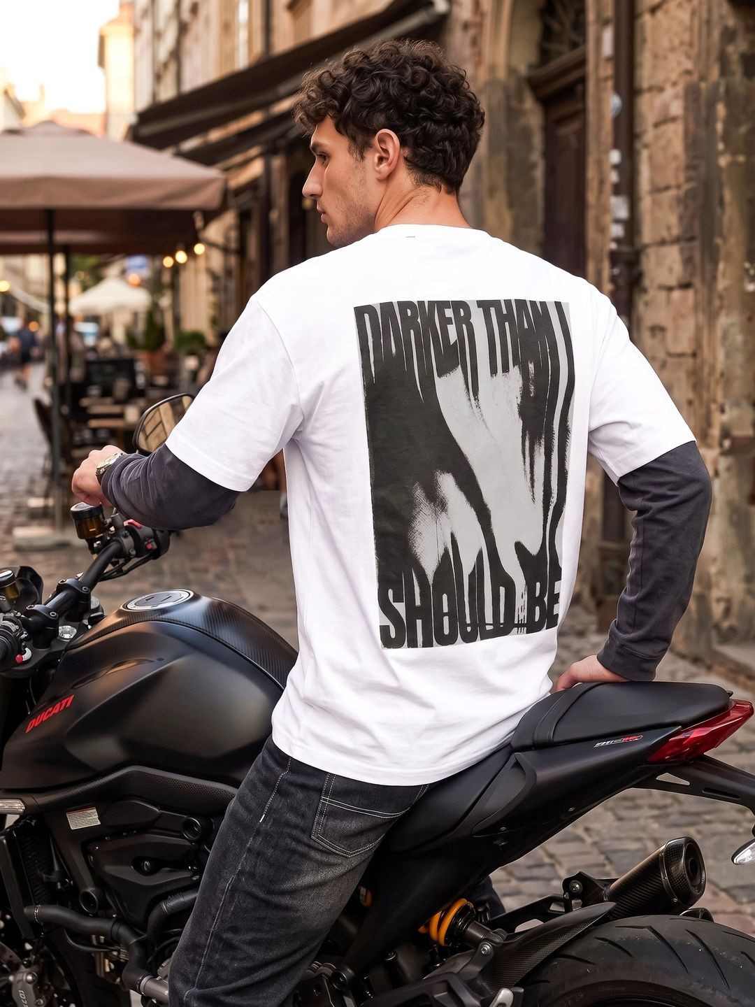glitchez Men Typography Printed T-shirt - Image 5