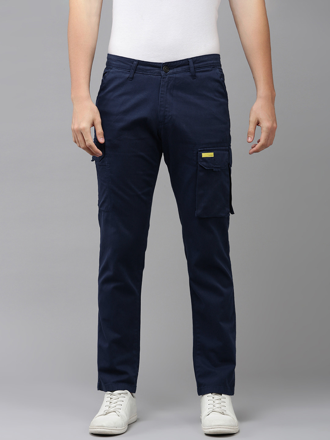 SPYKAR Men Solid Mid Rise Regular Fit Cargo Trousers