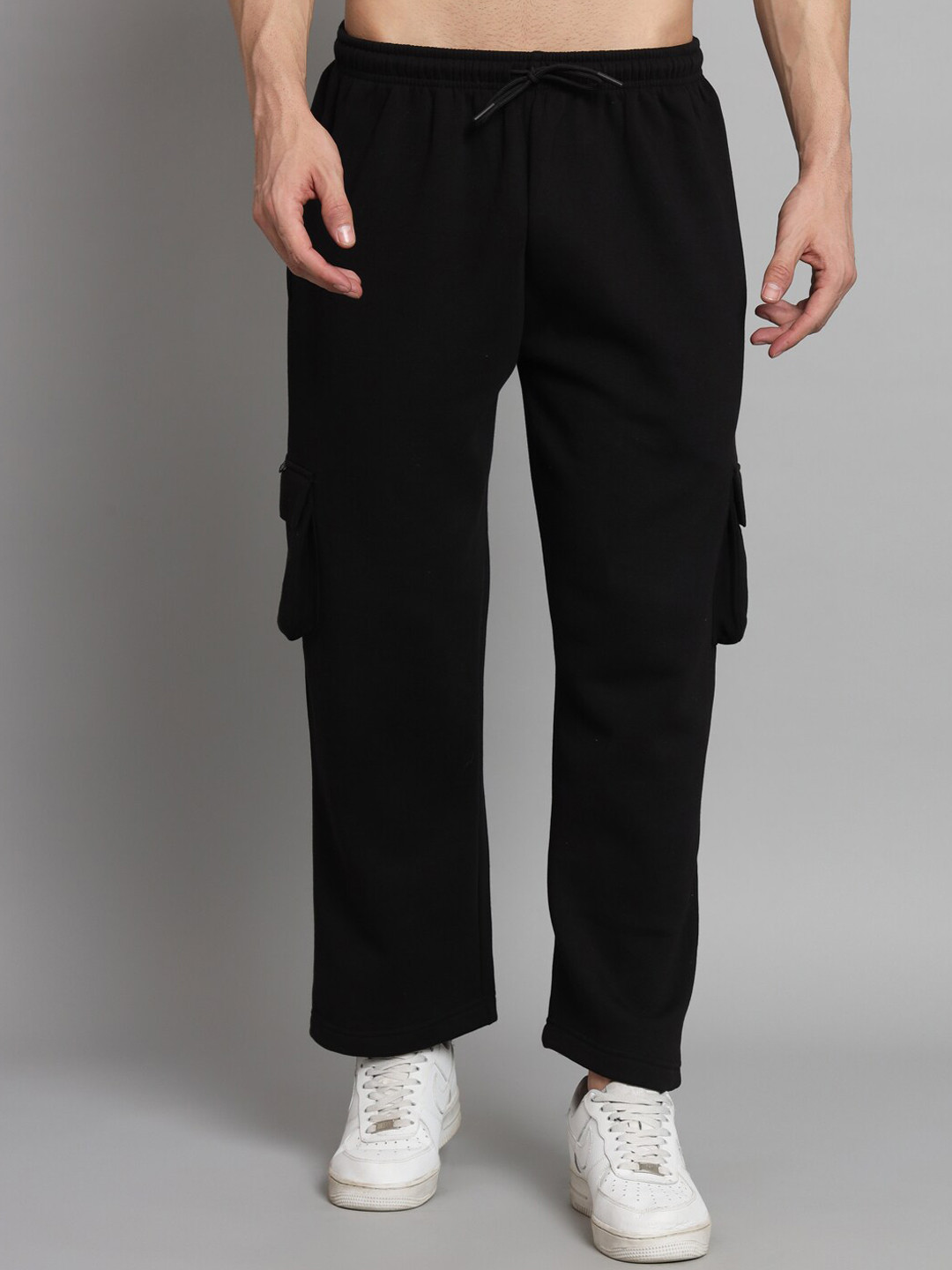 GRIFFEL Men Regular-Fit Mid-Rise Fleece Track Pant