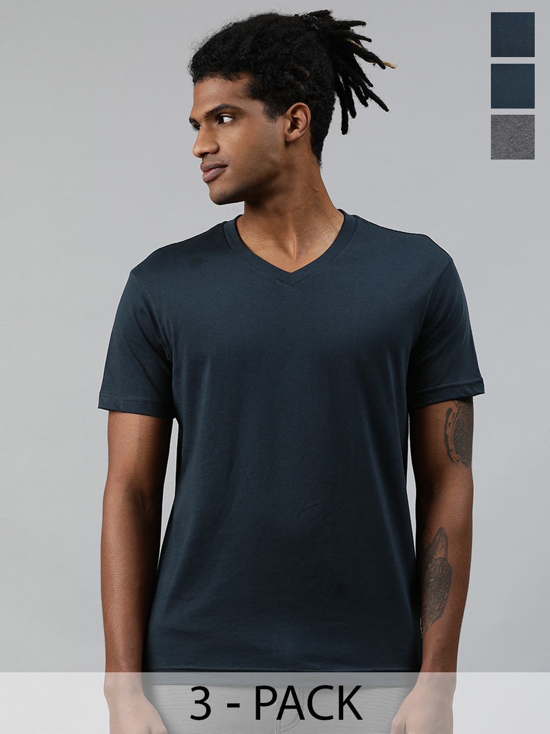 Levis Pack Of 3 V-Neck Short Sleeves Cotton T-Shirts