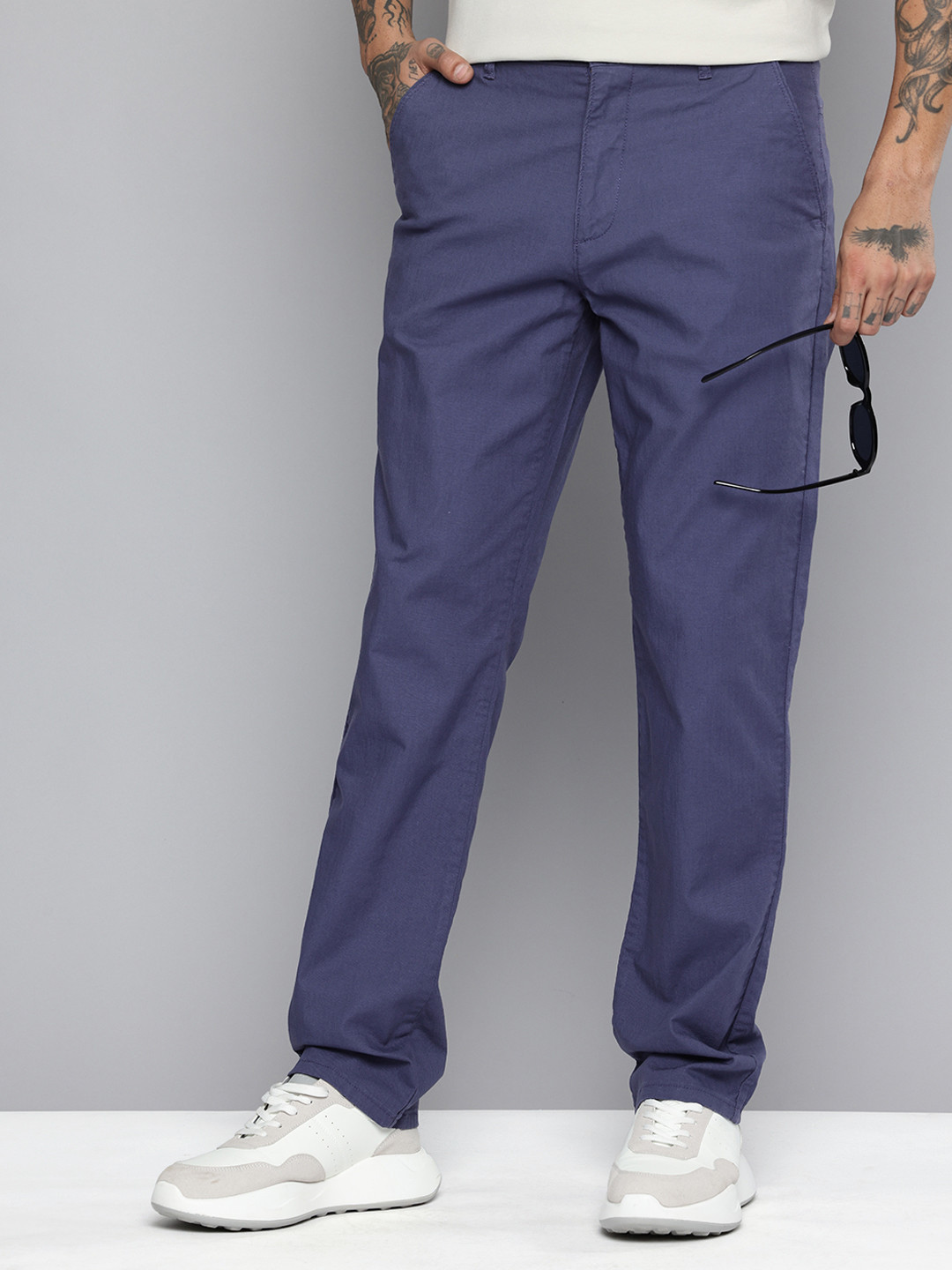 Levis Men Straight Fit Chinos Trousers