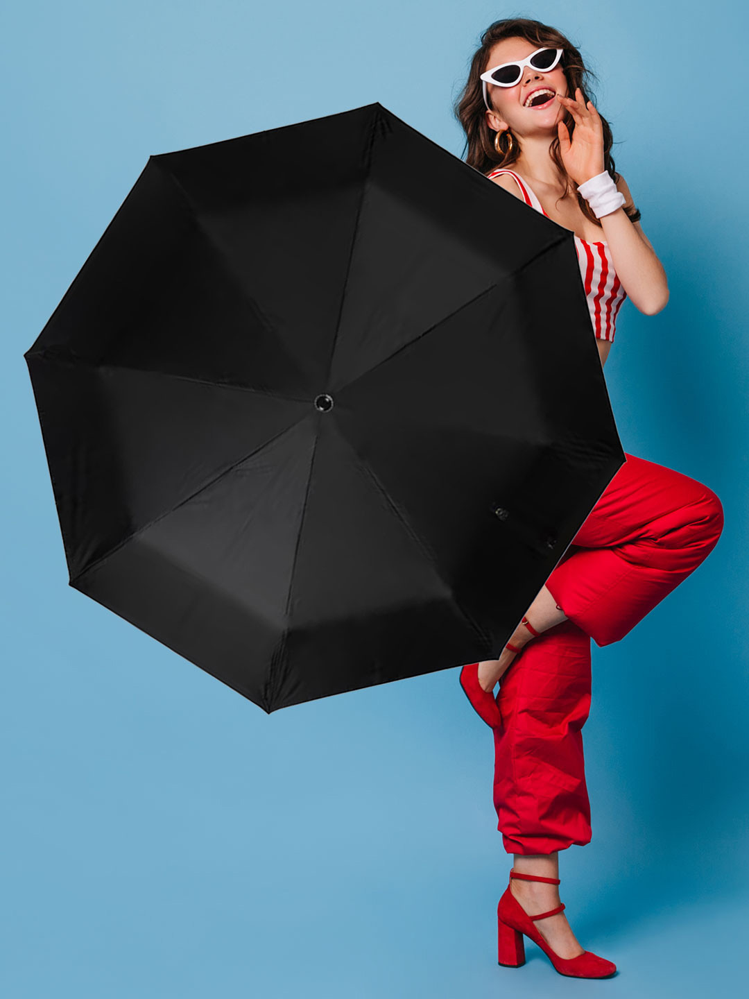 Steve & Anderson Black Automatic 2-Fold Umbrella at ₹152 (49% Off) – Myntra