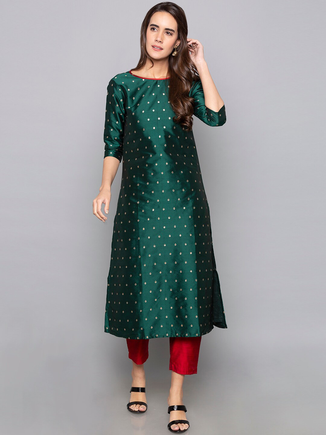 Desi Weavess Women Green & Gold-Coloured Woven Design A-Line Kurta