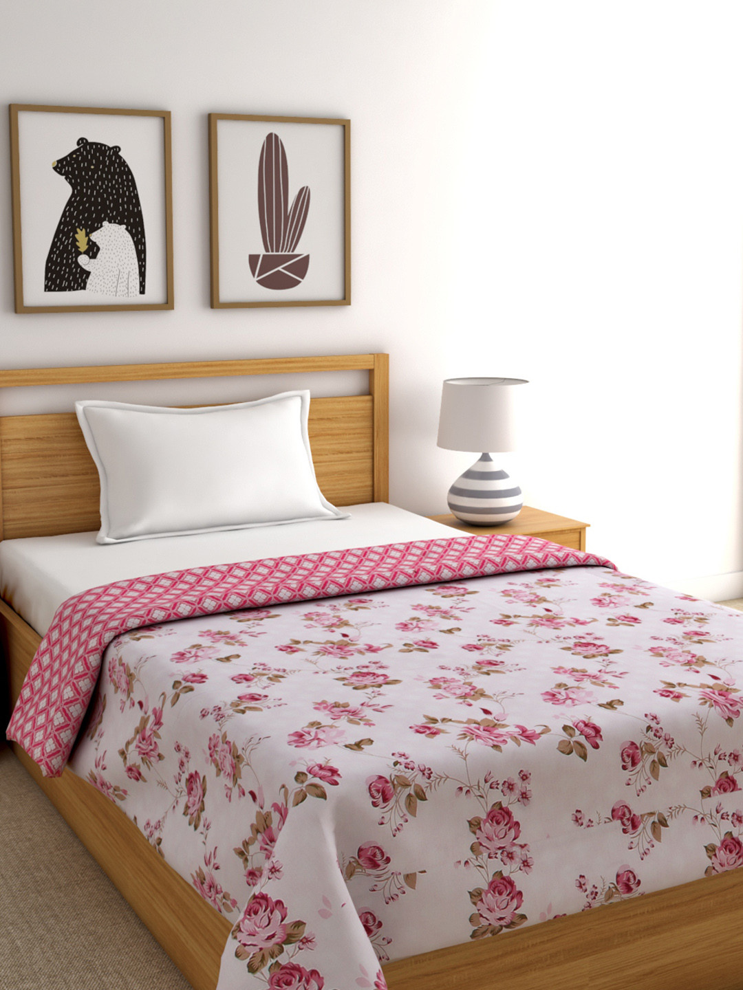 

ROMEE Pink & White Floral AC Room 300 GSM Single Bed Dohar