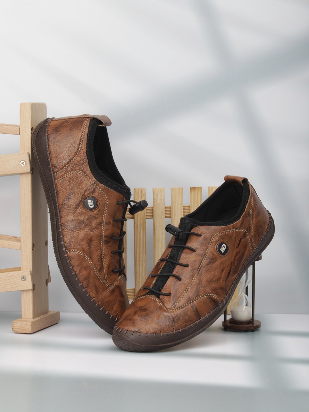 

ID Men Tan Brown Leather Sneakers