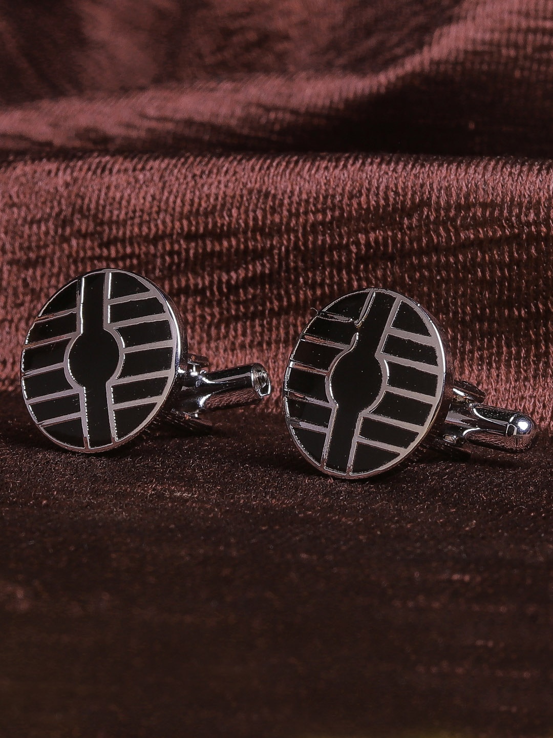 

JEWEL JUNCTION Silver-Toned Geometric Cufflinks