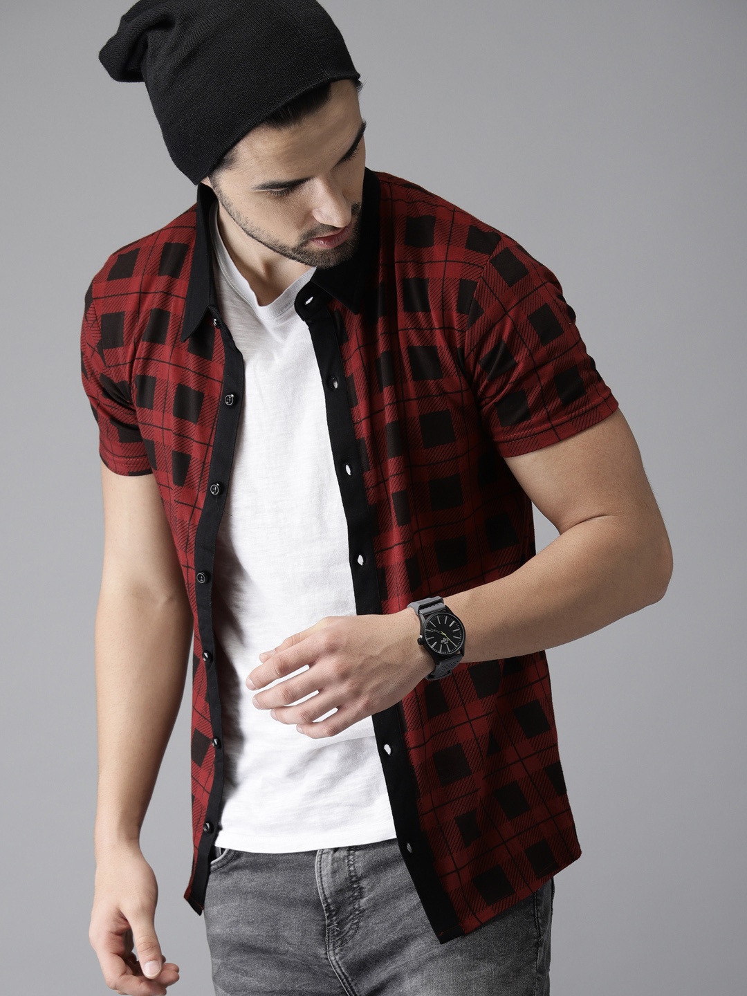 

Campus Sutra Men Red & Black Standard Checked Casual Shirt