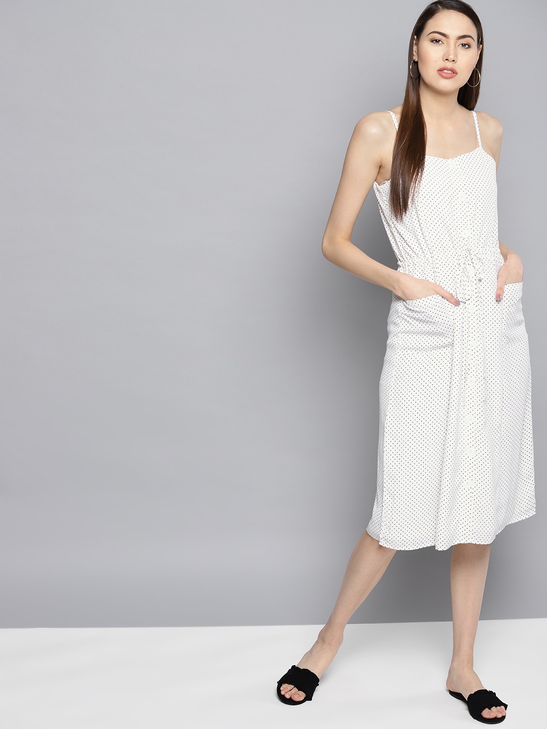 

Carlton London Women White & Black Printed A-Line Dress