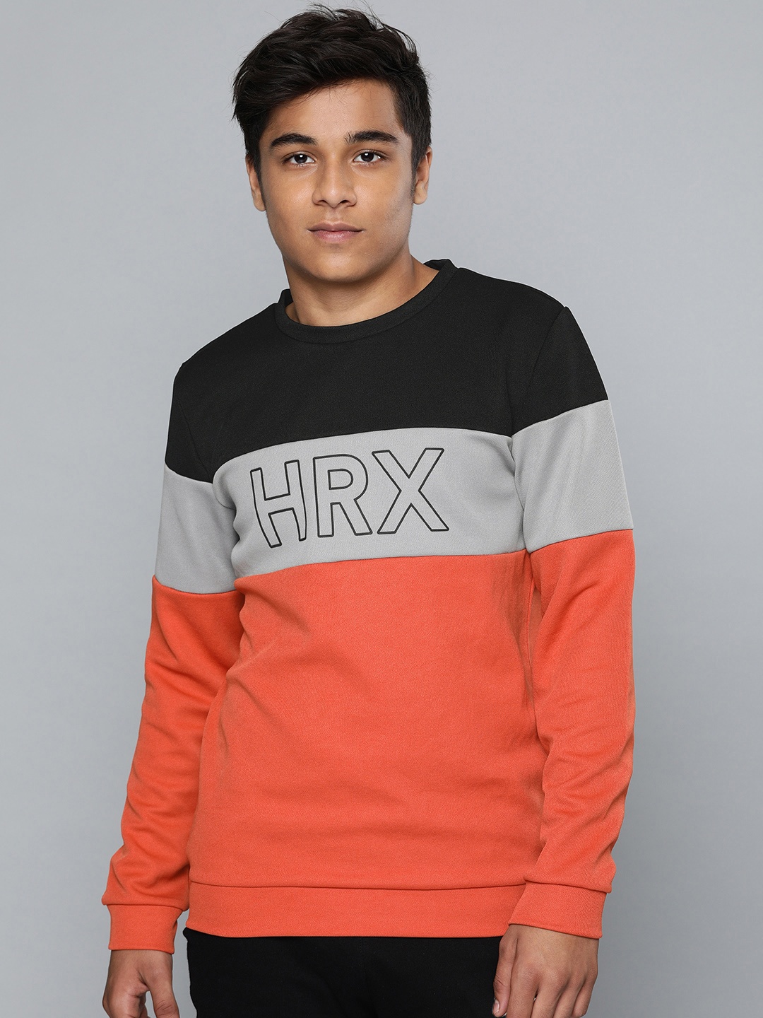 

HRX Boys Black & Orange Colourblocked Training Sweatshirts
