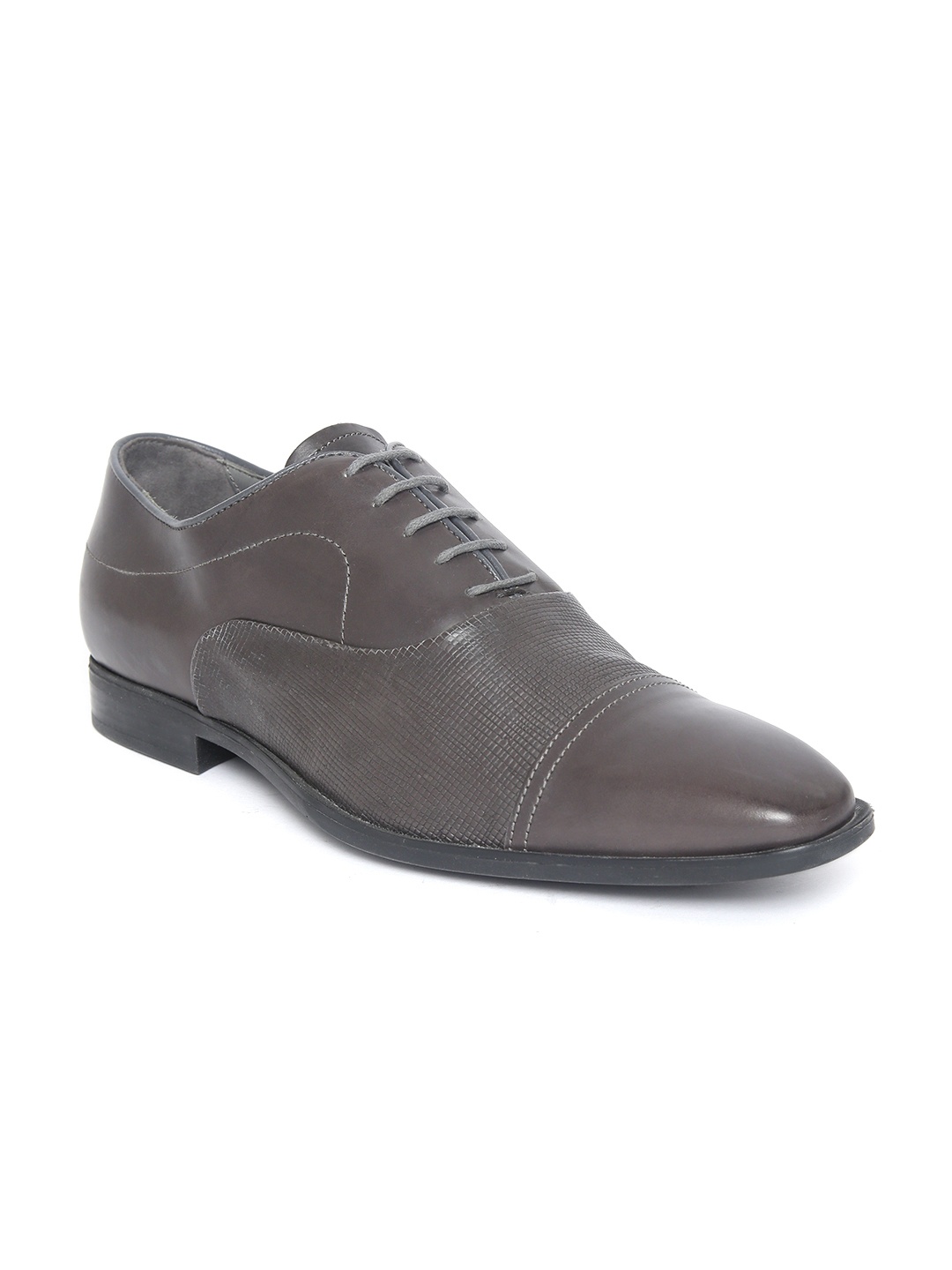 

Geox Men Grey Leather Textured Formal Oxfords