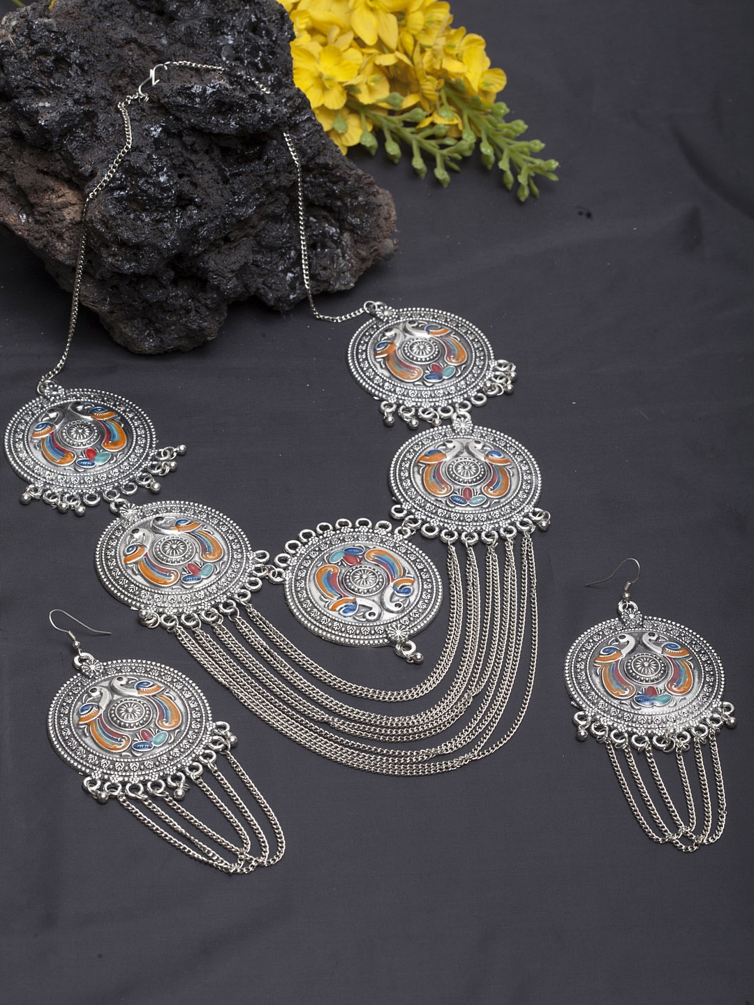 

Moedbuille Women Silver-Plated Handcrafted Jewellery Set