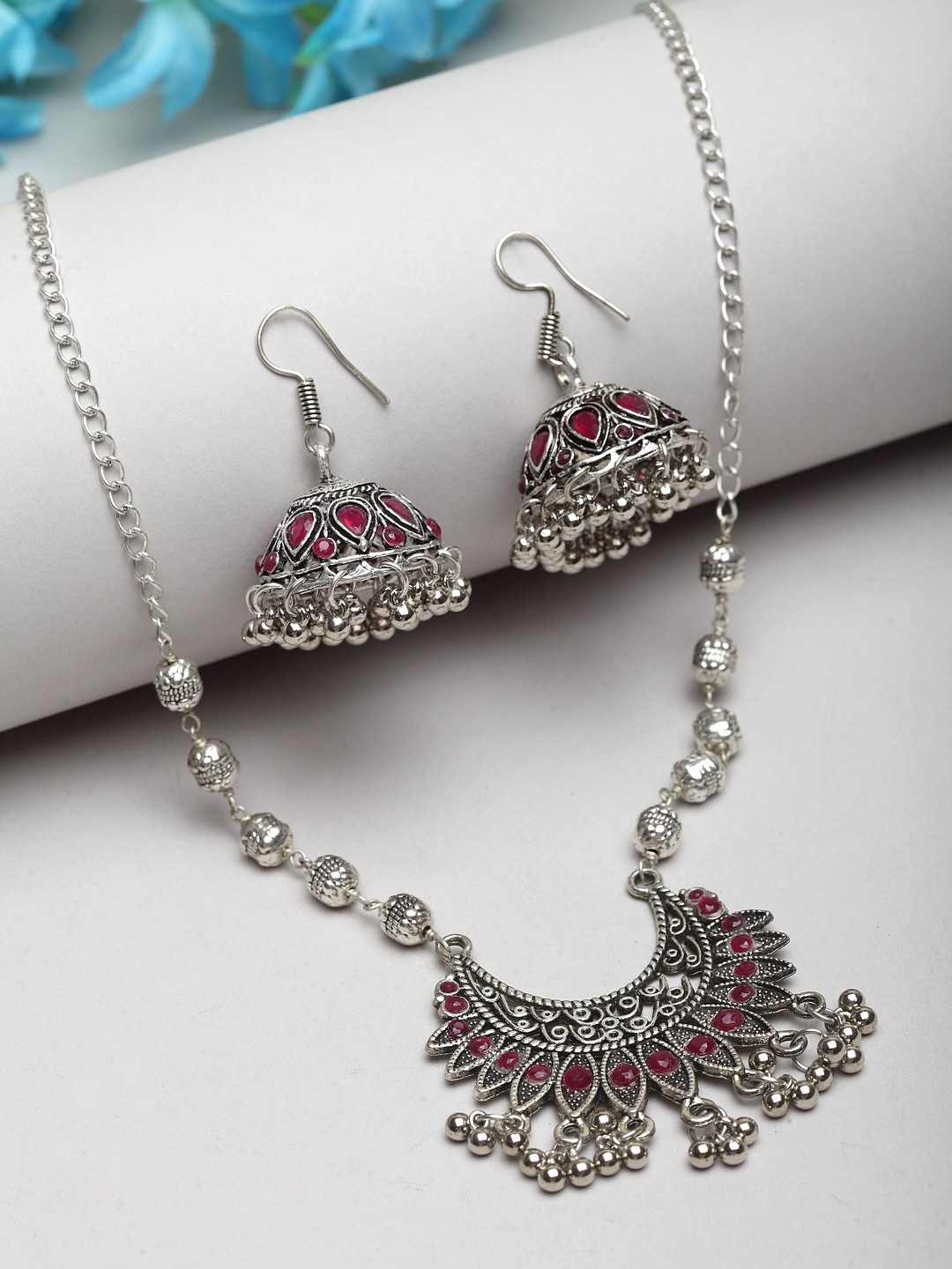 

Moedbuille Women Silver-Plated & Red Handcrafted Jewellery Set