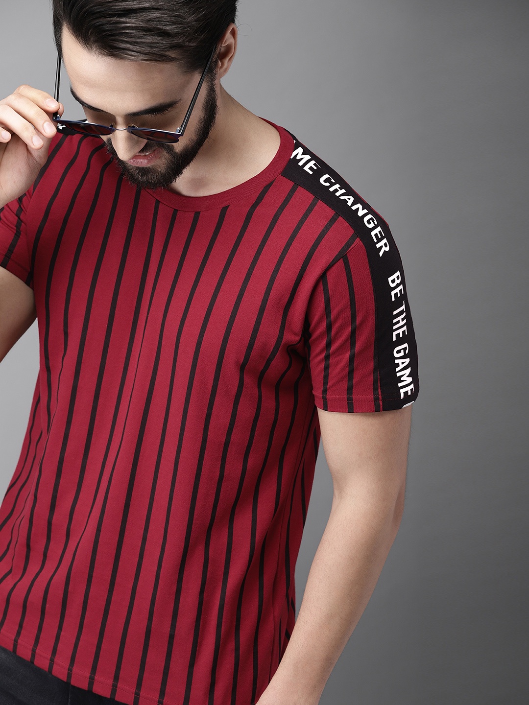 

HERENOW Men Maroon Black Striped Round Neck Pure Cotton T-shirt