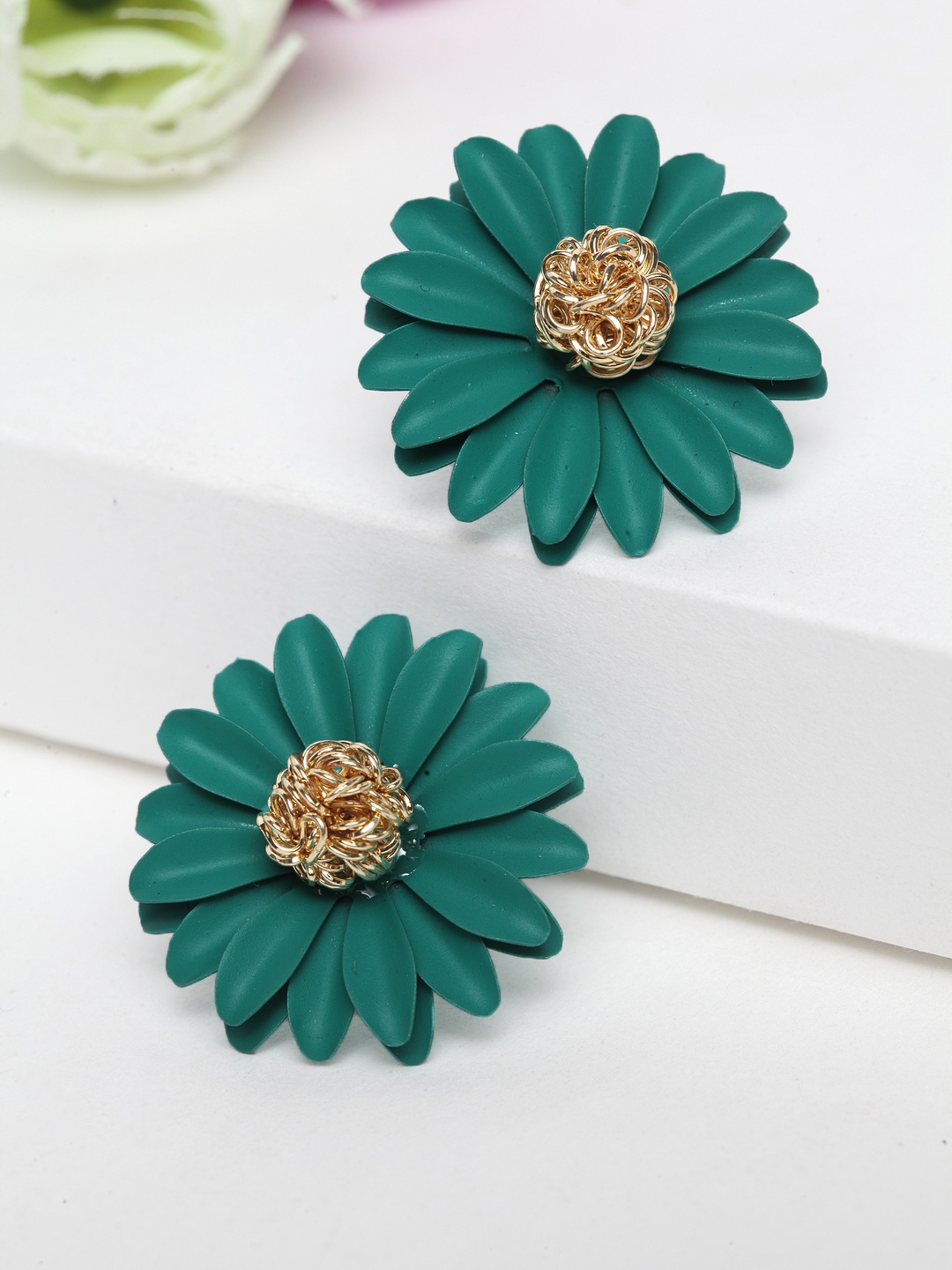 

AVANT-GARDE PARIS Green Floral Studs