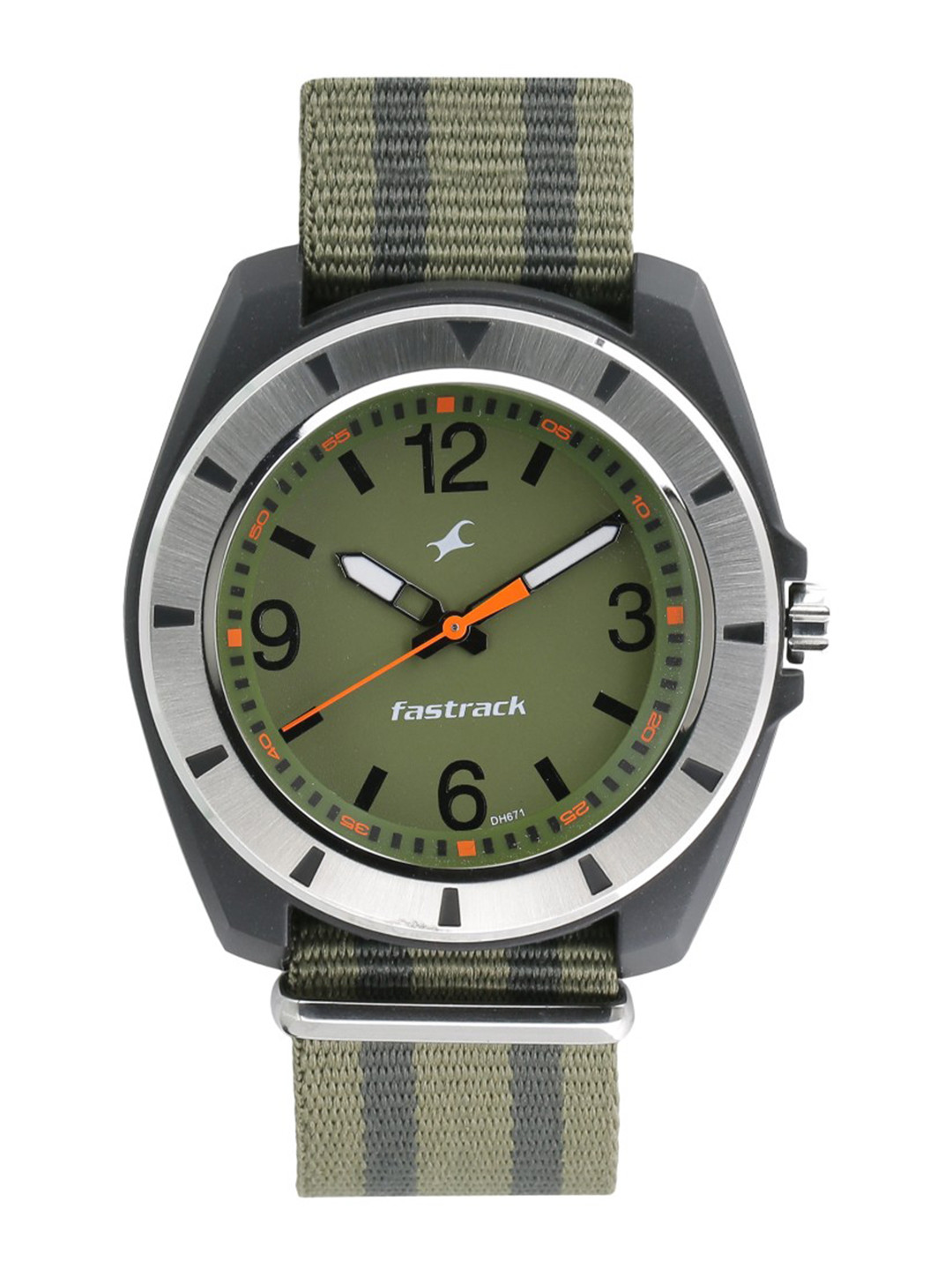 

Fastrack Men Green Analogue Watch 9298PV09