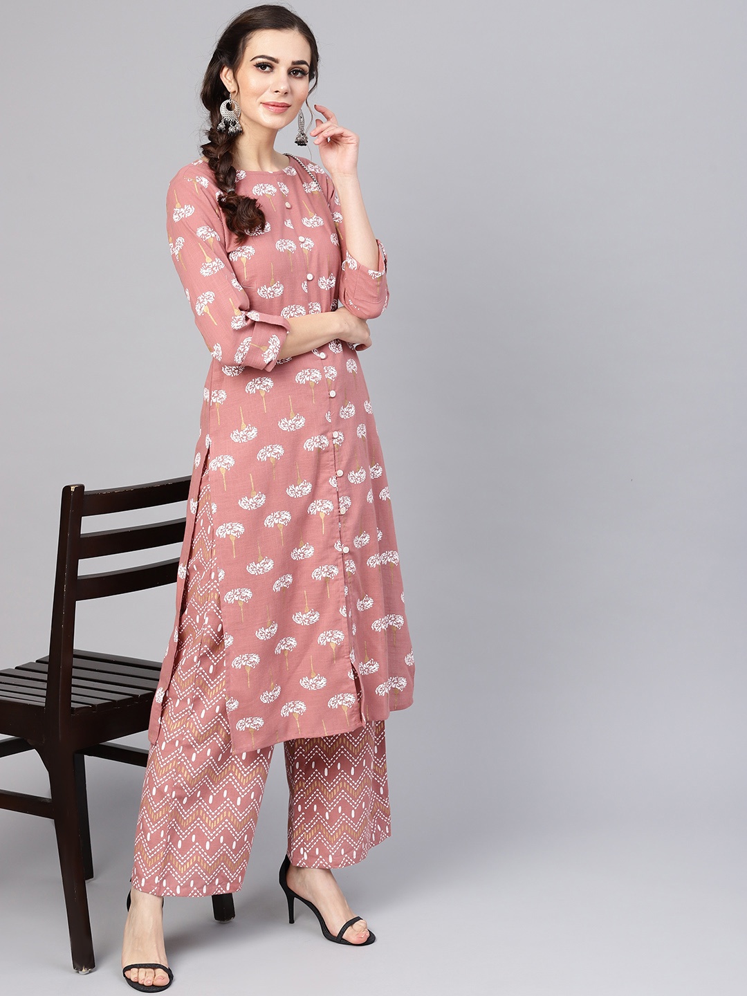 

Yuris Women Dusty Pink & White Printed Kurta with Palazzos